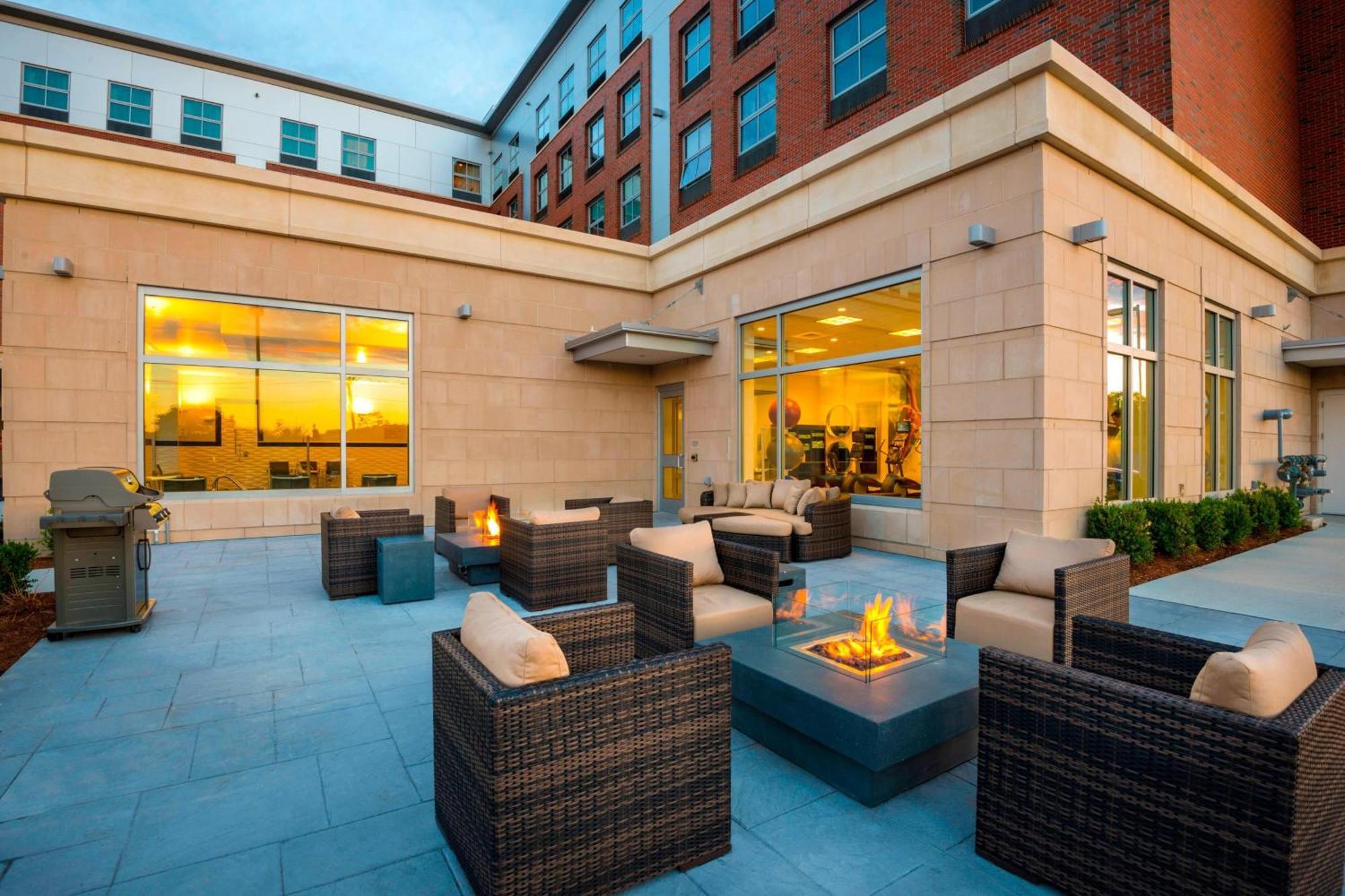 Residence Inn By Marriott Boston Needham Eksteriør billede