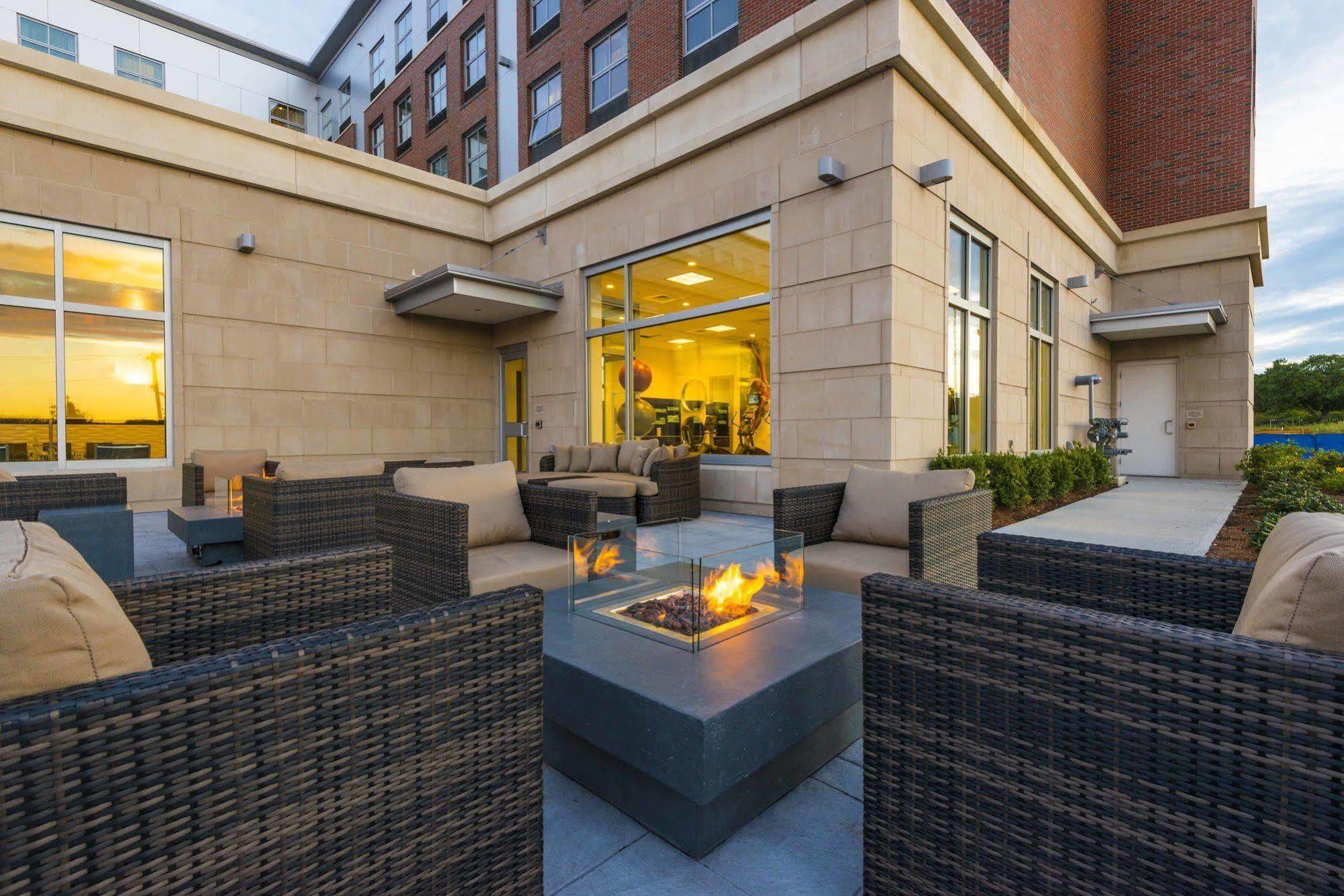 Residence Inn By Marriott Boston Needham Eksteriør billede