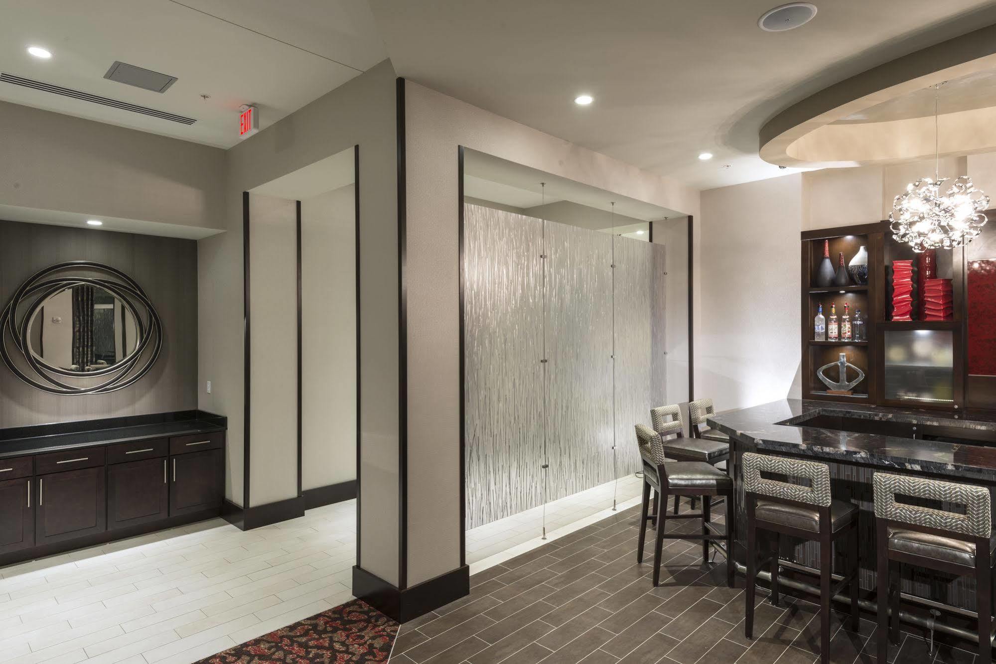 Residence Inn By Marriott Boston Needham Eksteriør billede